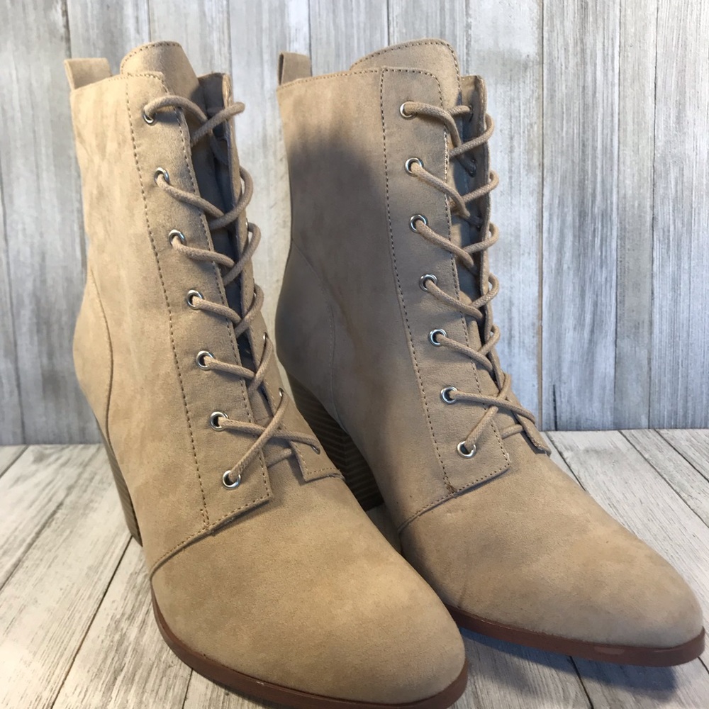 JustFab Isobel Sand Boots in Size 8.5